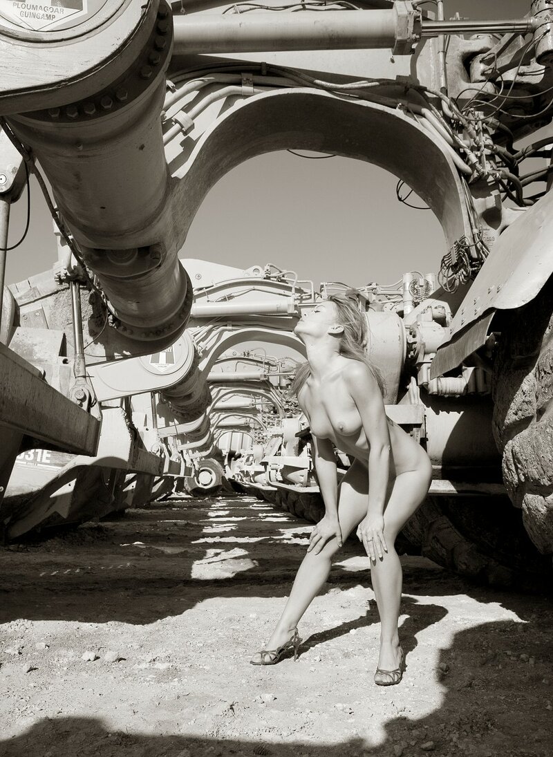 Селена, 23 года, 5 размер груди